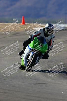 media/Jan-09-2022-SoCal Trackdays (Sun) [[2b1fec8404]]/Turns 9 and 8 (920am)/